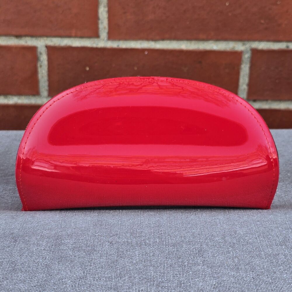 Moschino Shiny Red/Black Patent Sunglasses Case Pre-owned - Picture 3 of 4